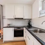 Parkside S1 - 8min Legoland *