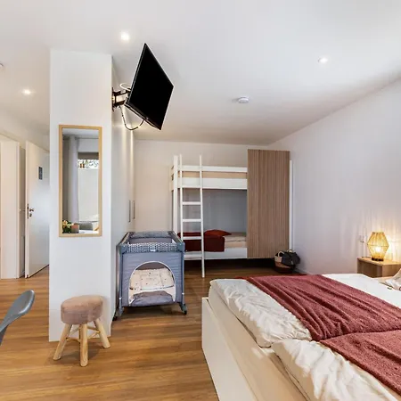 1 Parkside * Guenzburg