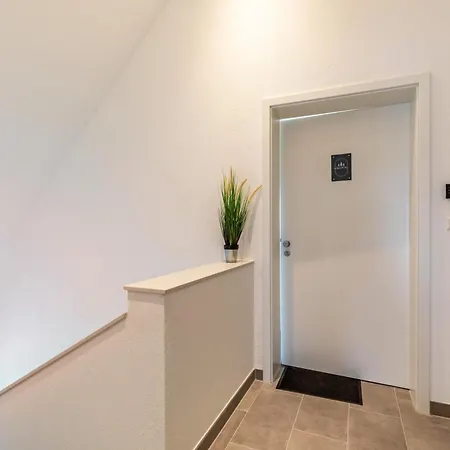 1 Parkside Apartment